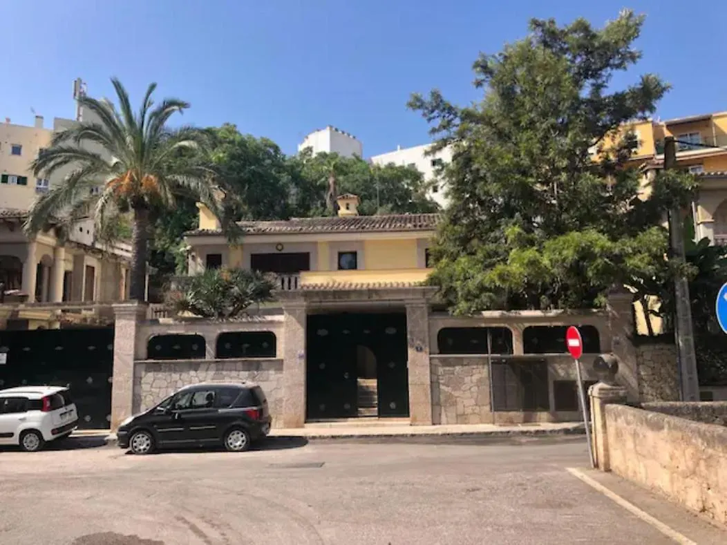 Villa With Private Pool -Palma Ambassador Center Etv14825 0*, Palma de Mallorca Spain